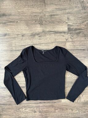 Black square neck Ribbed Long-Sleeve Top